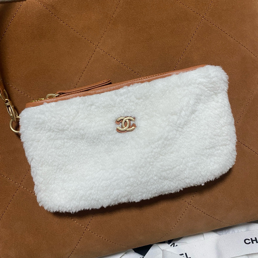 CC 22 Bag 35cm Brown White Shearling Lambskin mysite