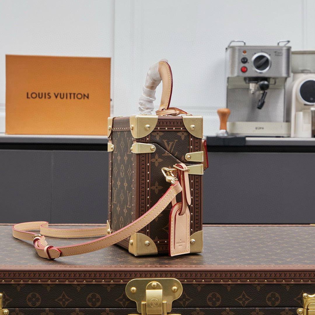 MINI RECTANGLE TRUNK 17 IN BROWN MONOGRAM CANVAS mysite