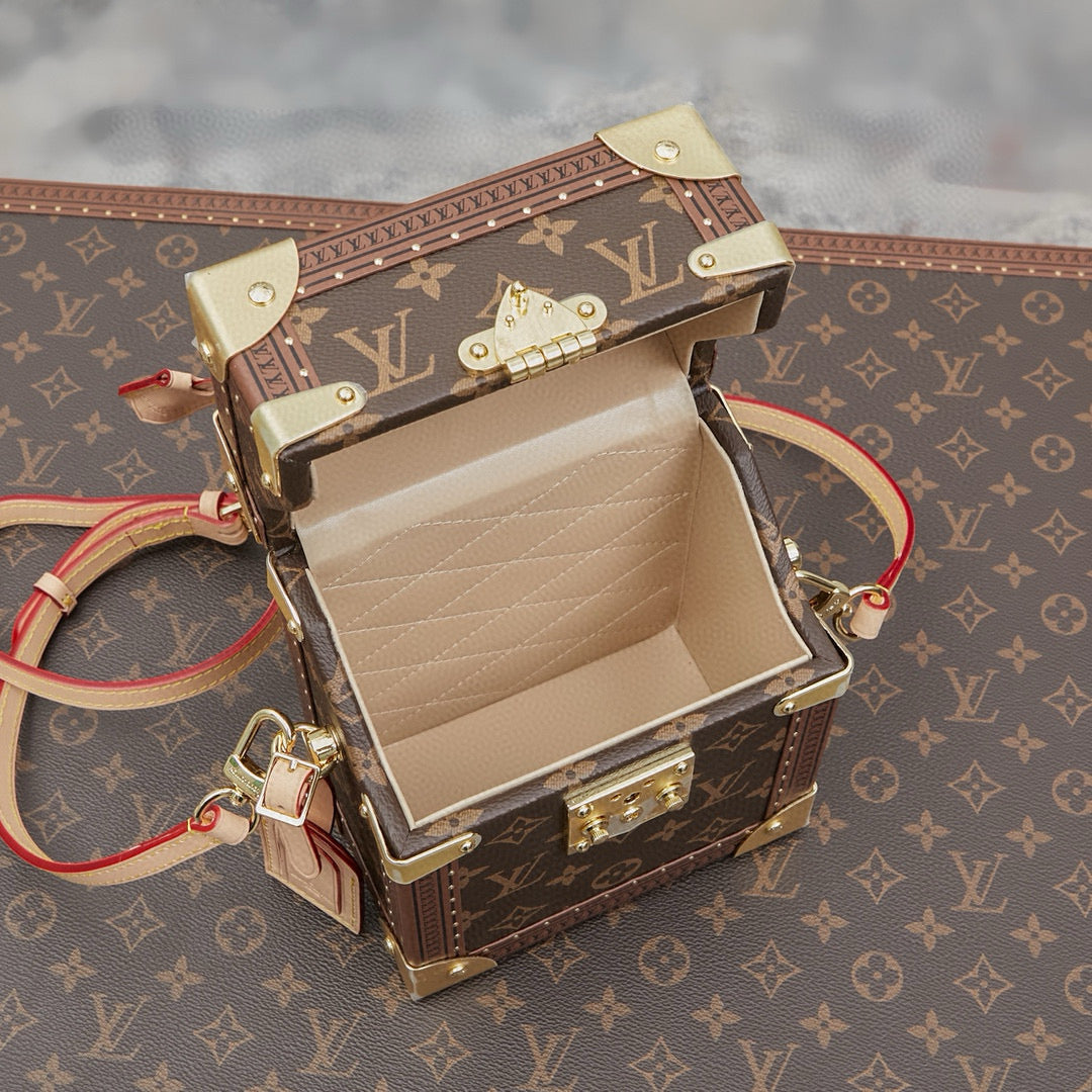 MINI RECTANGLE TRUNK 17 IN BROWN MONOGRAM CANVAS mysite