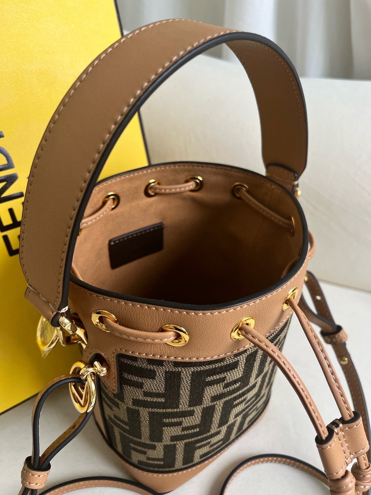 MON TRESOR 18 IN BROWN CALFSKIN mysite