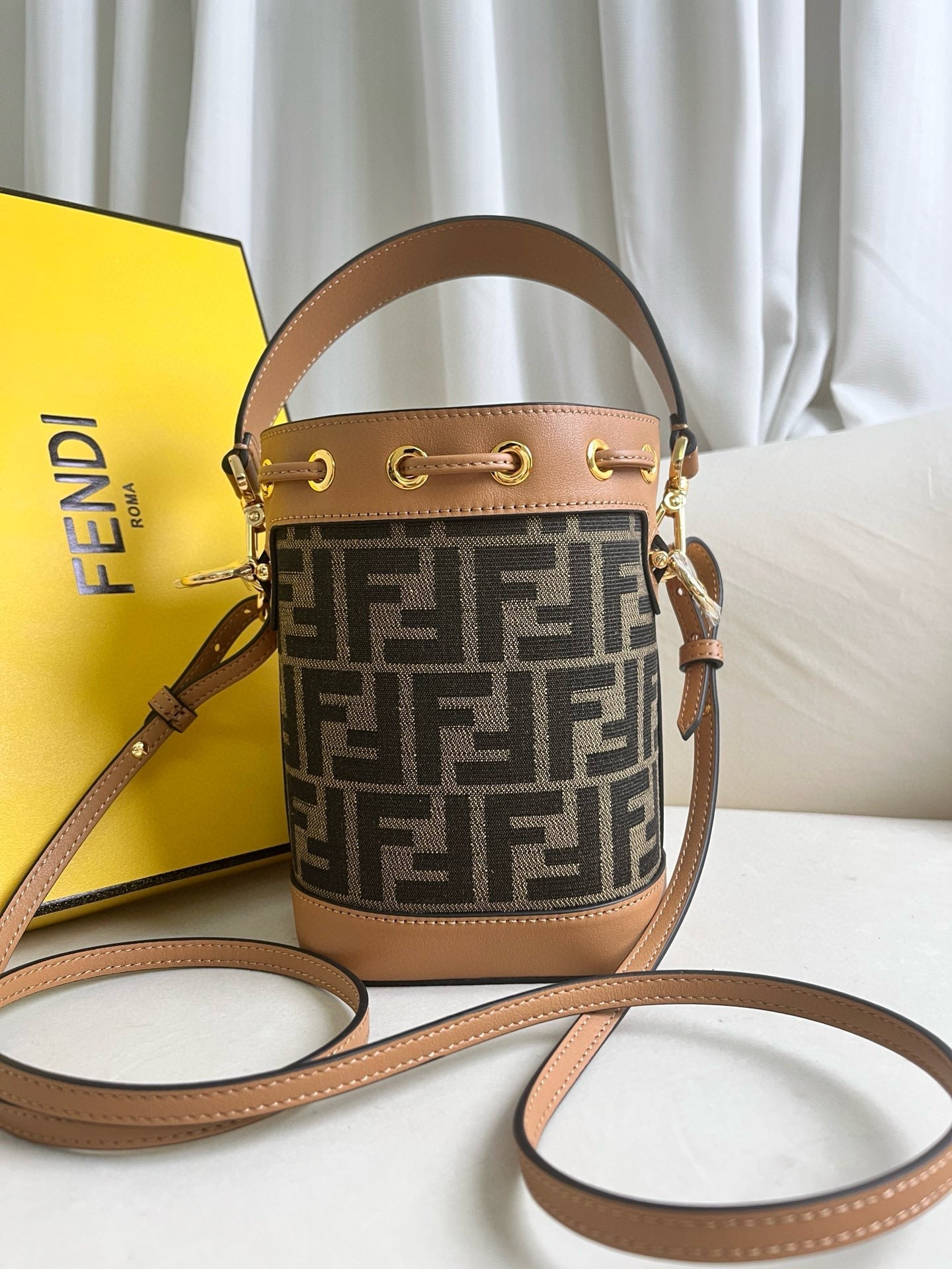 MON TRESOR 18 IN BROWN CALFSKIN mysite