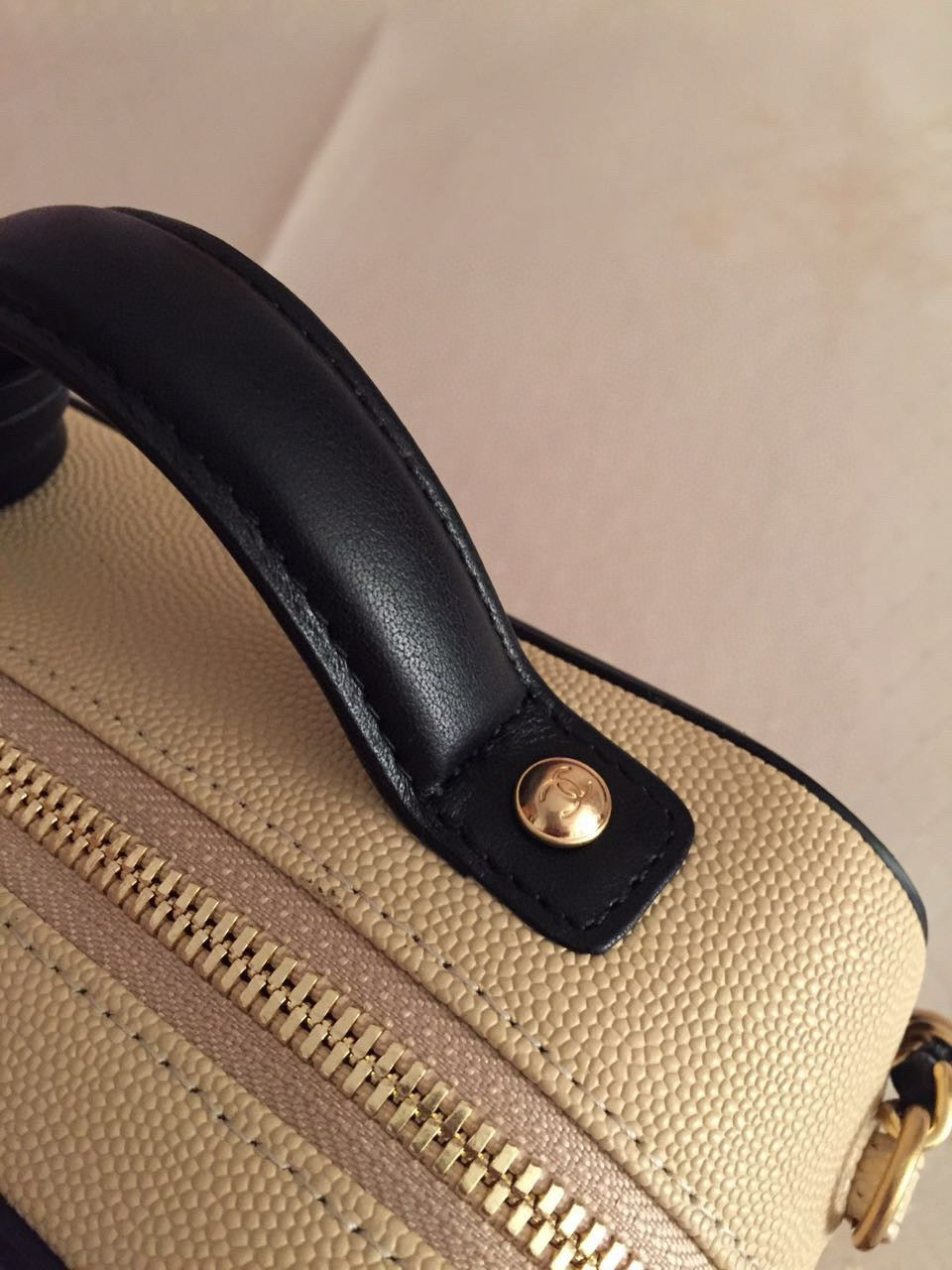 CC Filigree Vanity Case Bag Black Beige Quilted Caviar Leather mysite