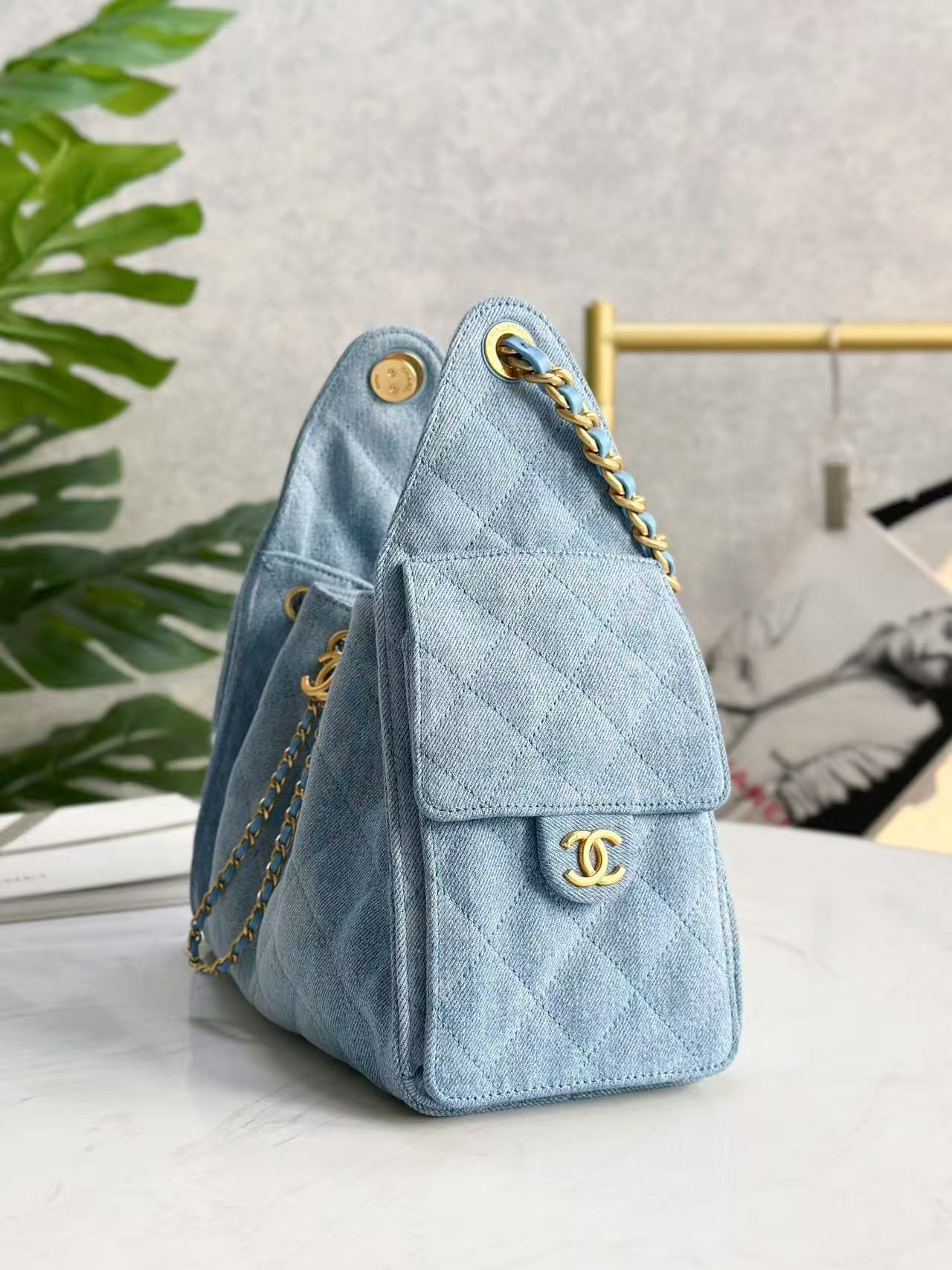 CC 25C Hobo Bag 30cm Light Blue Denim mysite