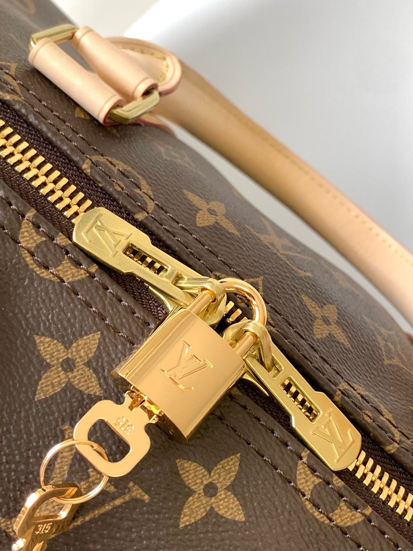 LV Keepall Bandouliere 55 Monogram Canvas Brown Gold Hardware mysite