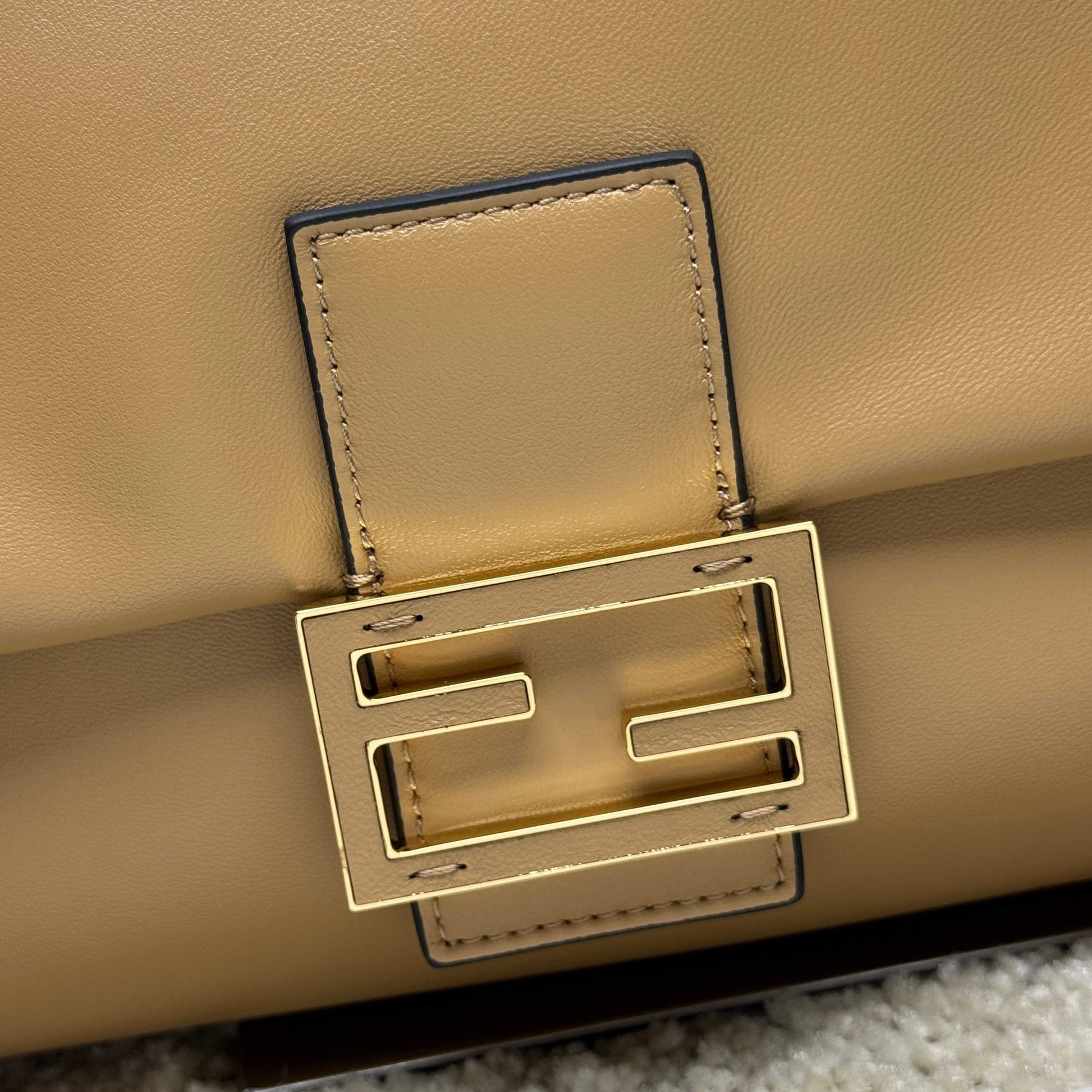 Mamma Baguette Medium Bag 26.5cm Light Brown Lambskin Gold Hardware mysite