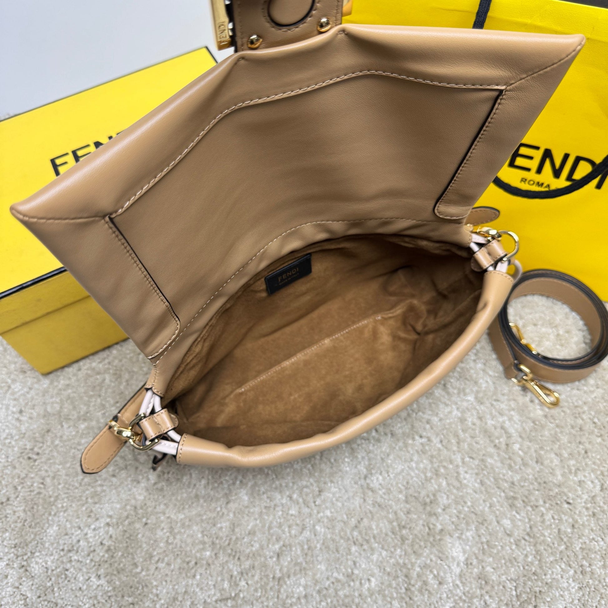 Mamma Baguette Medium Bag 26.5cm Light Brown Lambskin Gold Hardware mysite