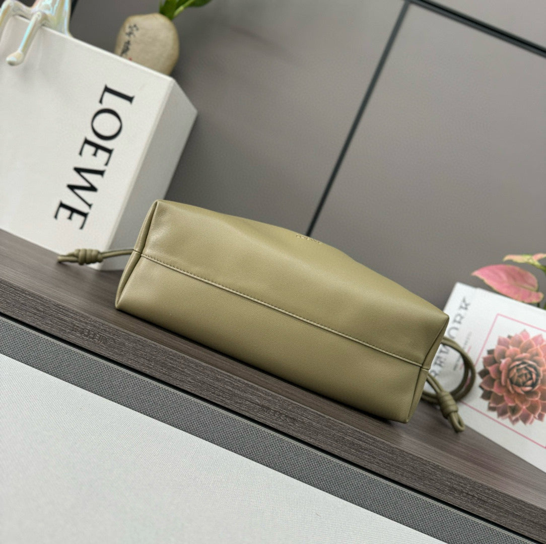 Loewe Flamenco Lucky Bag 30 Eucalyptus Green Nappa Lambskin mysite