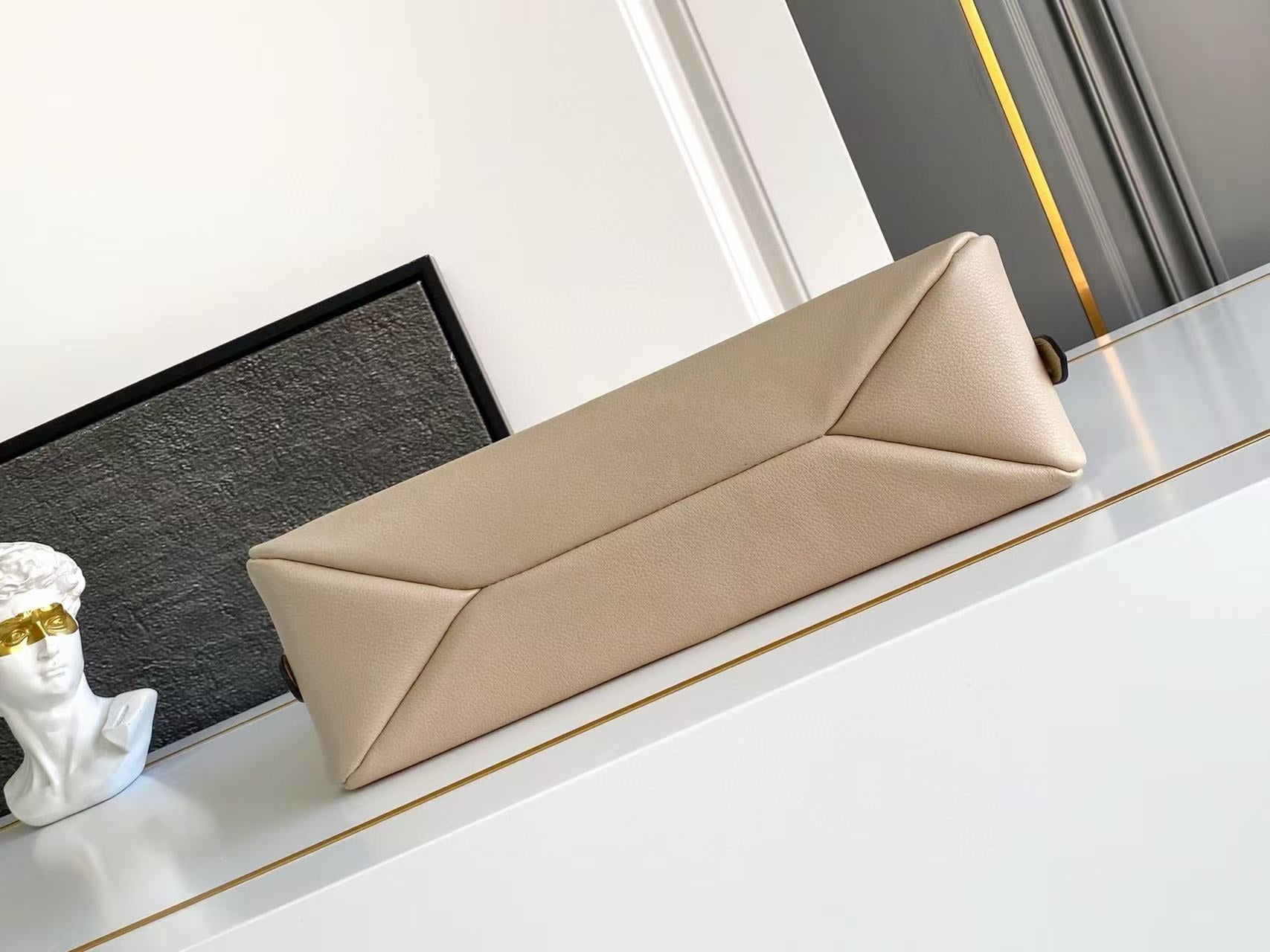 Prada Aimee Underarm Bag 31cm beige Calfskin mysite