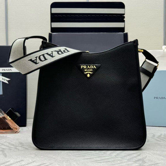 Prada 30cm Bag Black Calfskin Canvas mysite
