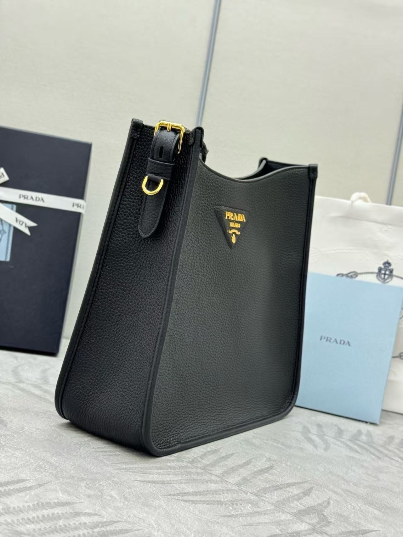 Prada 30cm Bag Black Calfskin Canvas mysite