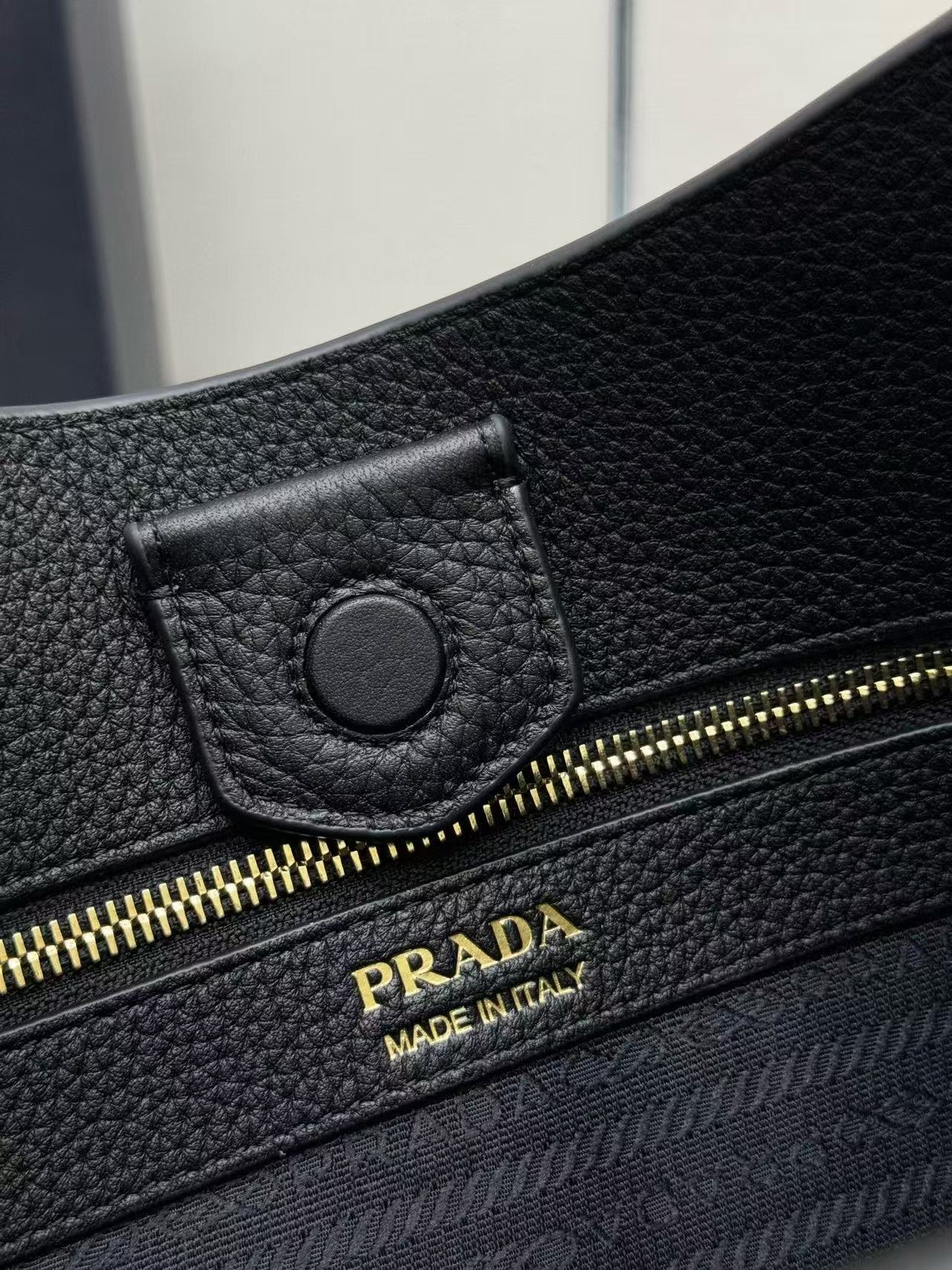 Prada 30cm Bag Black Calfskin Canvas mysite