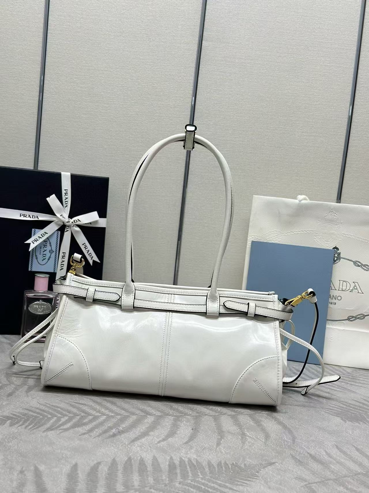 Prada Bonnie Medium Handbag 32cm White Calfskin mysite