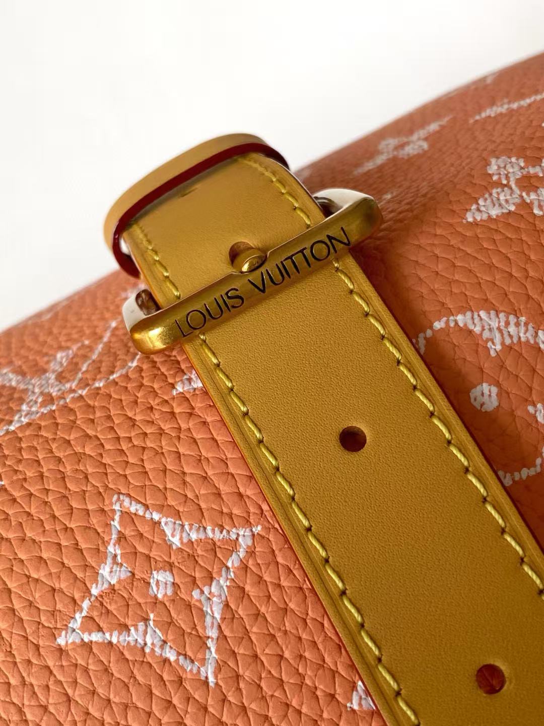 Speedy P9 Bandoulière 40 Handbag Orange White Cowhide mysite