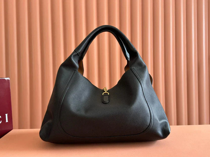 GG Softbit Shoulder Bag 46cm Black Grained Calfskin Gold Hardware mysite