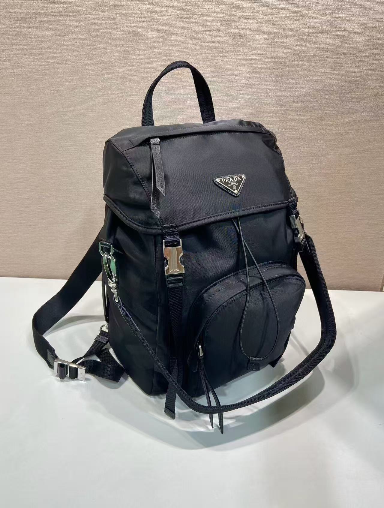 BACKPACK 34.5 IN BLACK RE-NYLON AND SAFFIANO LEATHER TRIM mysite