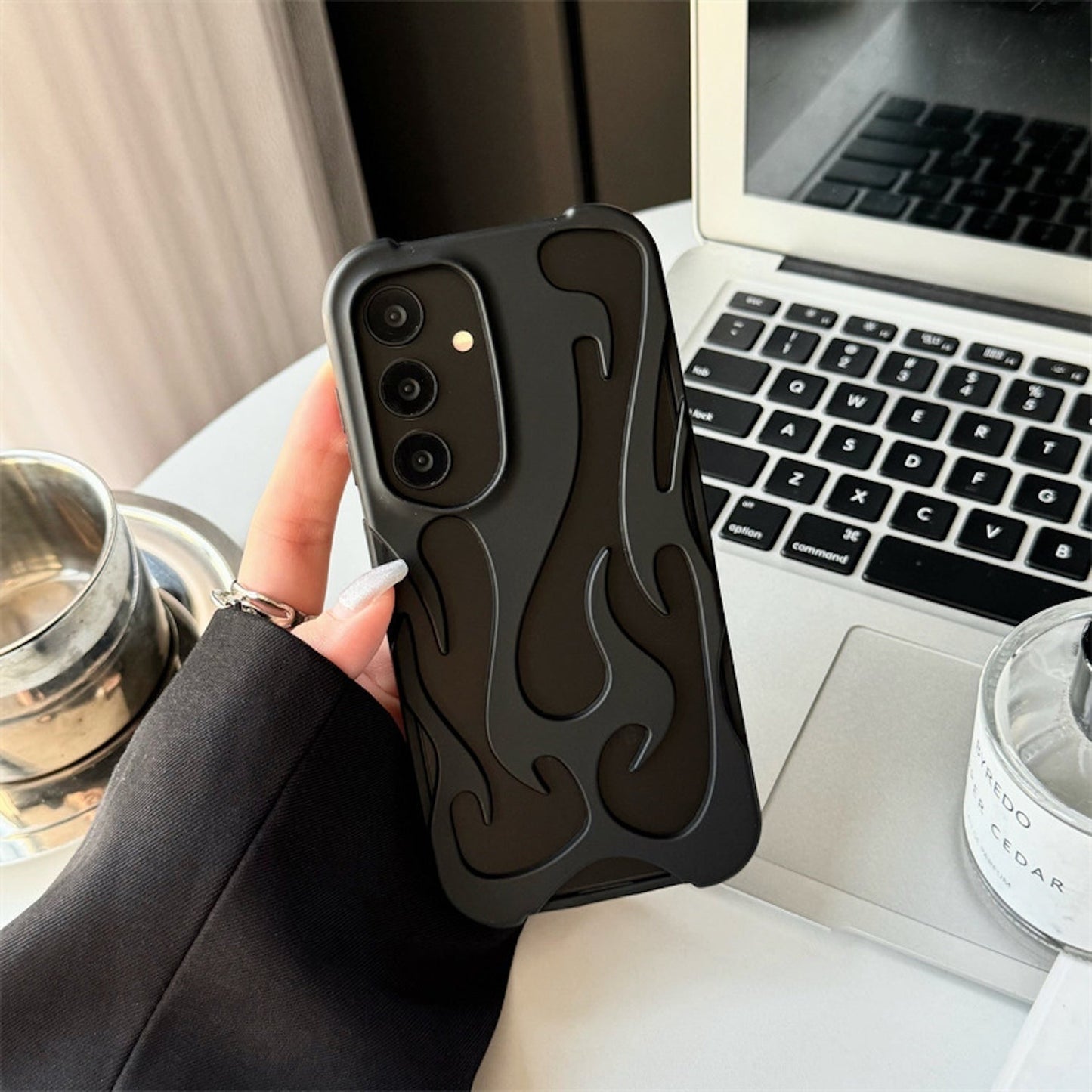Fire Hollow Case | Samsung mysite