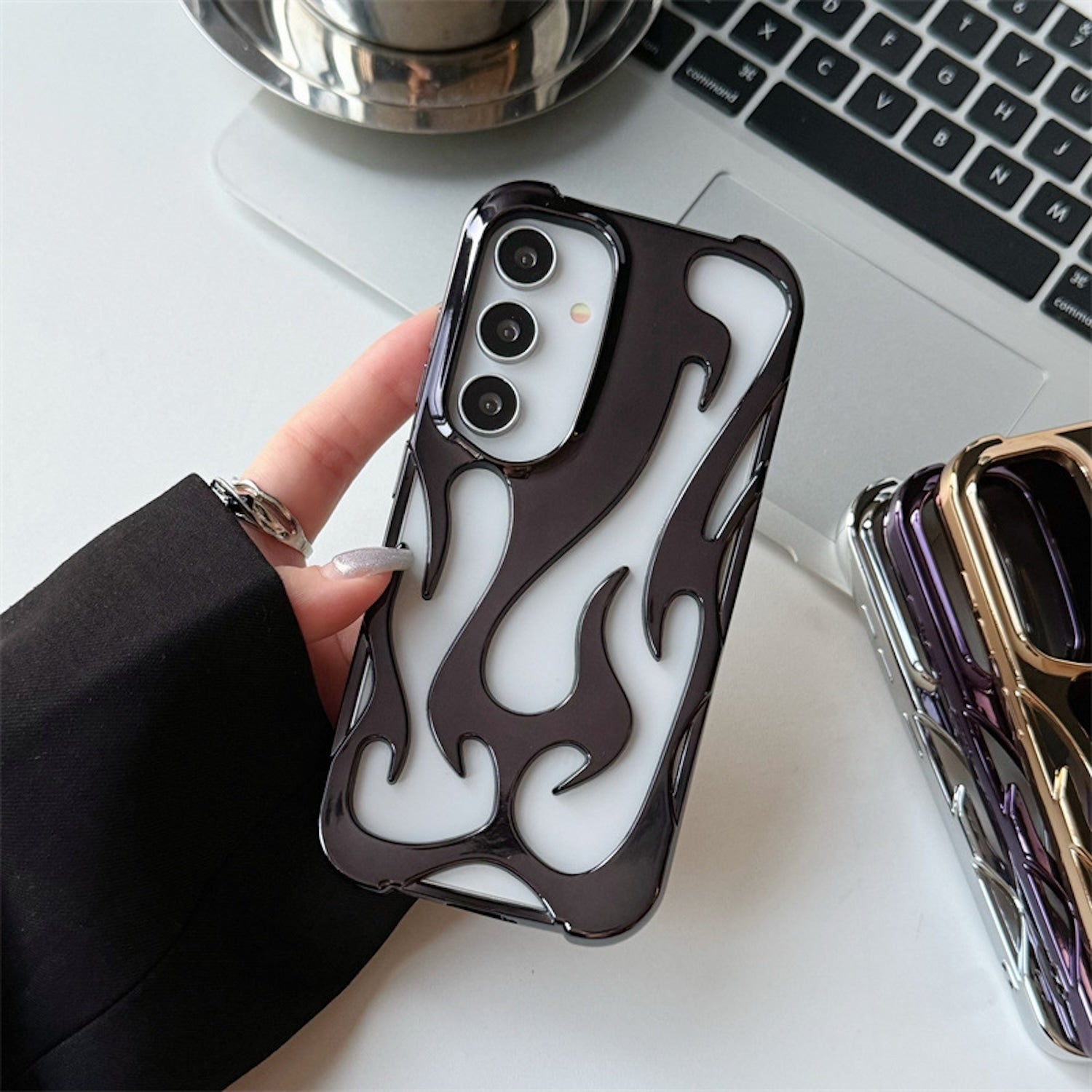 Fire Hollow Case | Samsung mysite