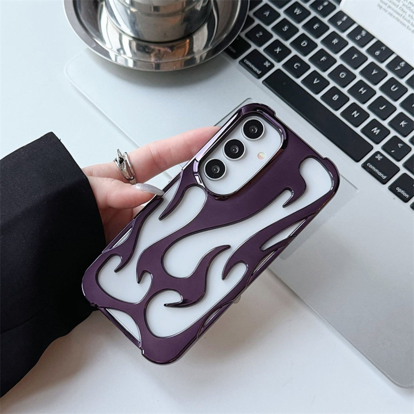 Fire Hollow Case | Samsung mysite