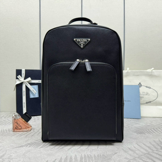 Prada Triangle-Logo Zipped Backpack Black Saffiano leather mysite