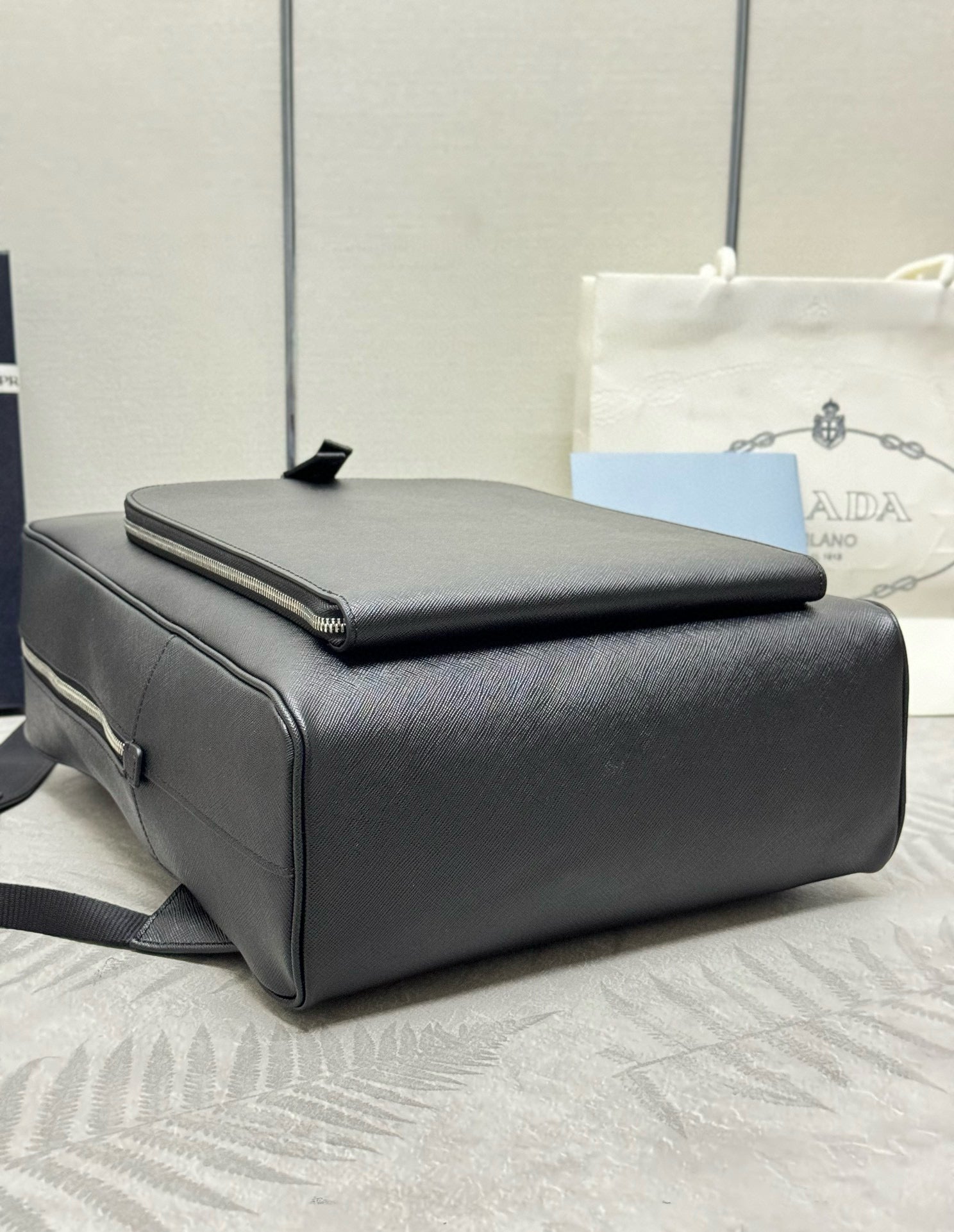 Prada Triangle-Logo Zipped Backpack Black Saffiano leather mysite