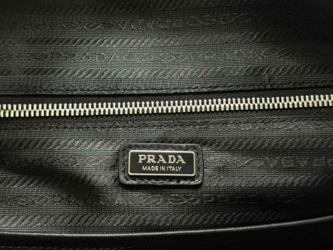 Prada Triangle-Logo Zipped Backpack Black Saffiano leather mysite