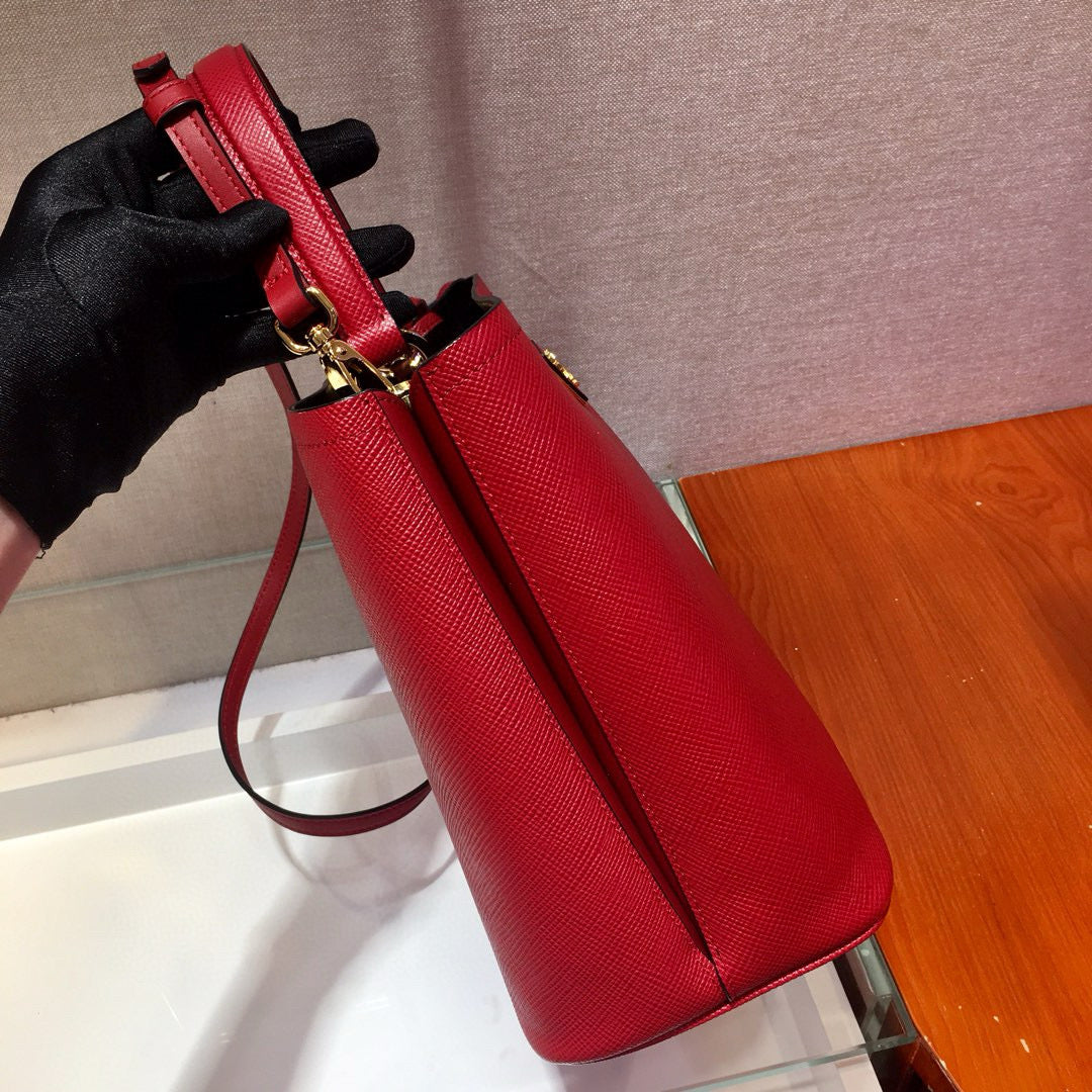 Prada Medium Cuir Panier Bag Red Saffiano leather mysite