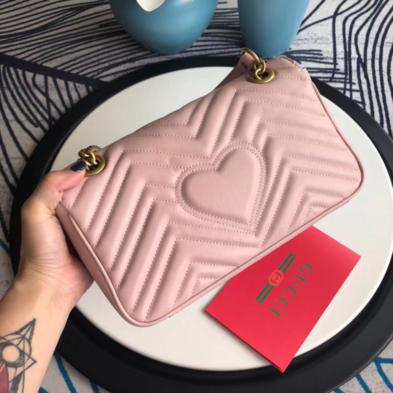 Gucci Marmont matelass¨¦ shoulder bag in Pink mysite