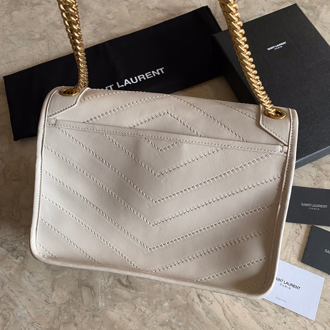YSL Niki Medium Chain Bag In Lambskin Blanc Vintage - 28 X 20 X 8,5 CM mysite