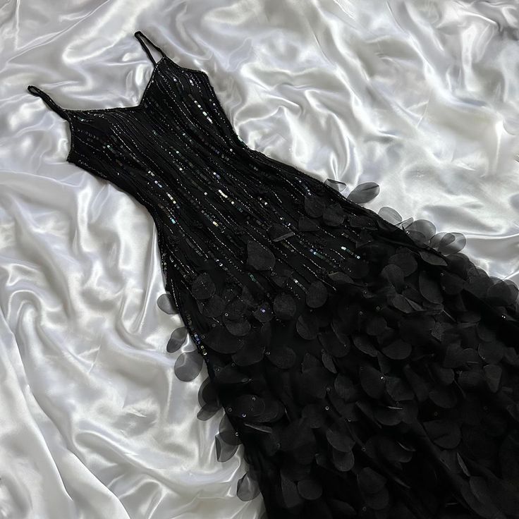 Black shiny elegant spaghetti strap sequined long ball gown prom dress evening dress party dress gh3142s mysite