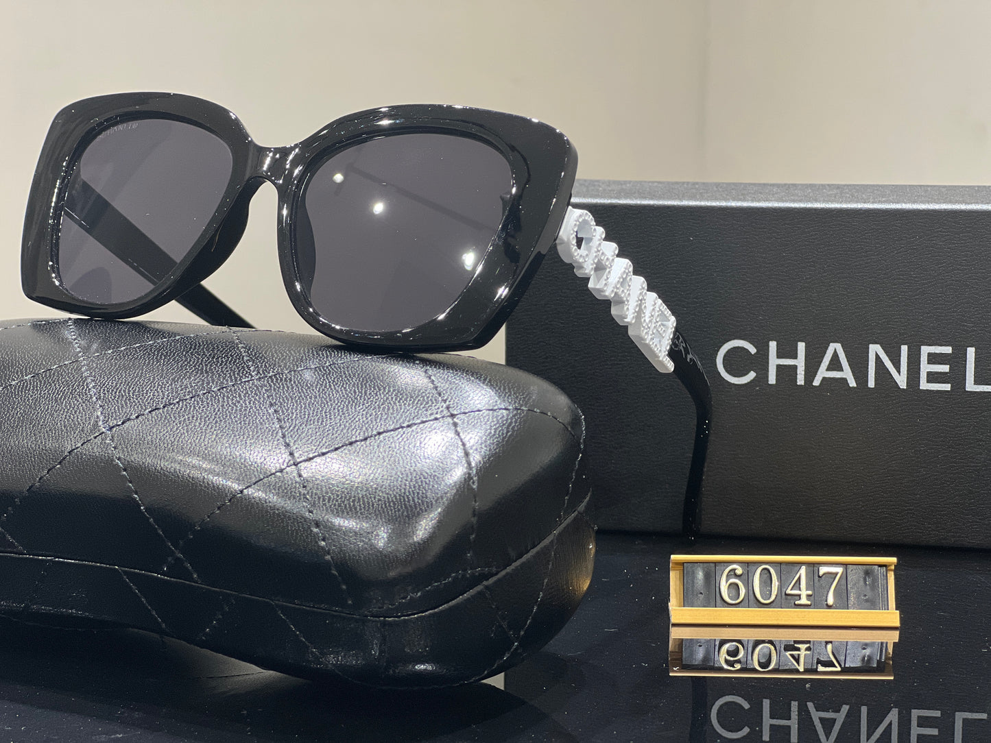Fashion Sunglasses—77777
