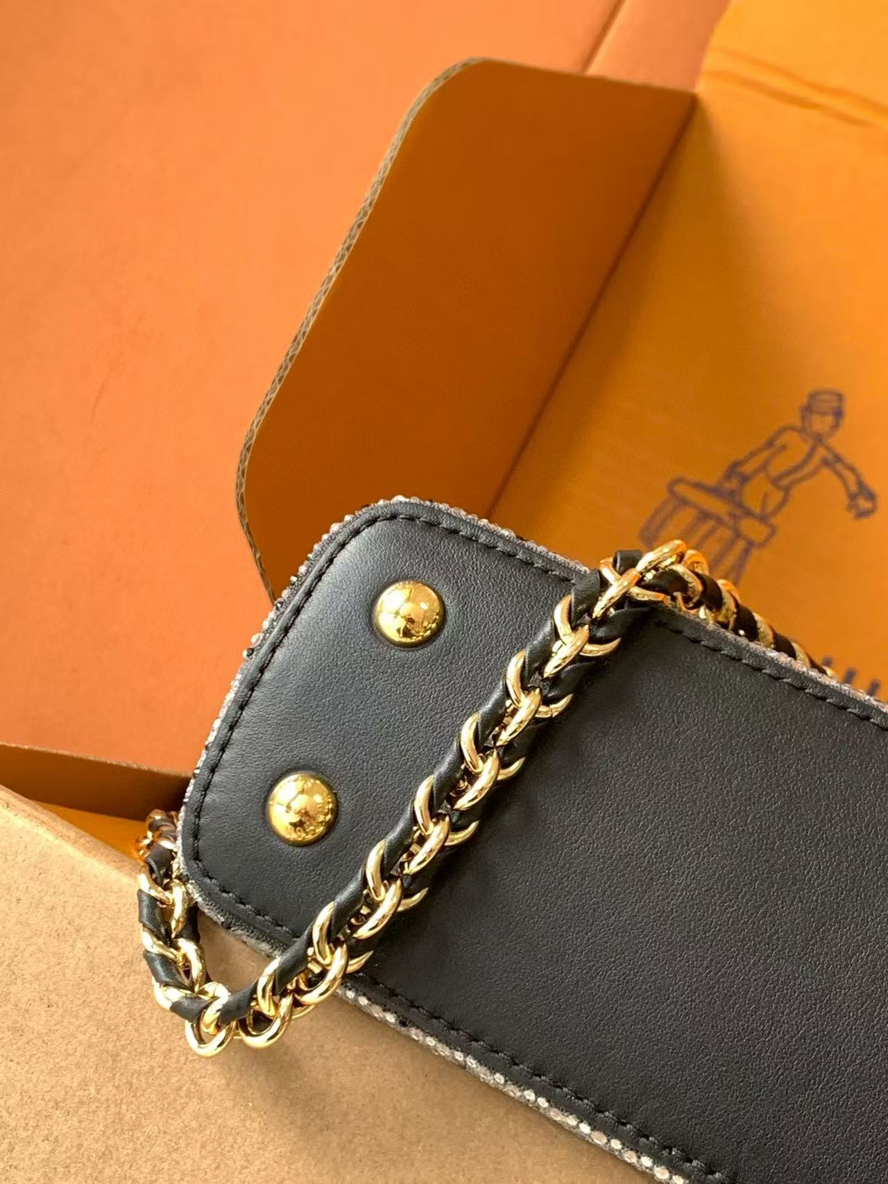 LV 25ss Capucines East-West 22cm Black Rhinestones & Crocodile leather GHW mysite