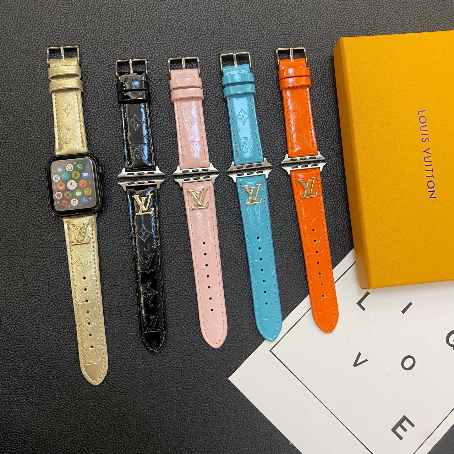 GLOSSY LEATHER APPLE WATCH STRAP LUXURY METAL LOGO mysite