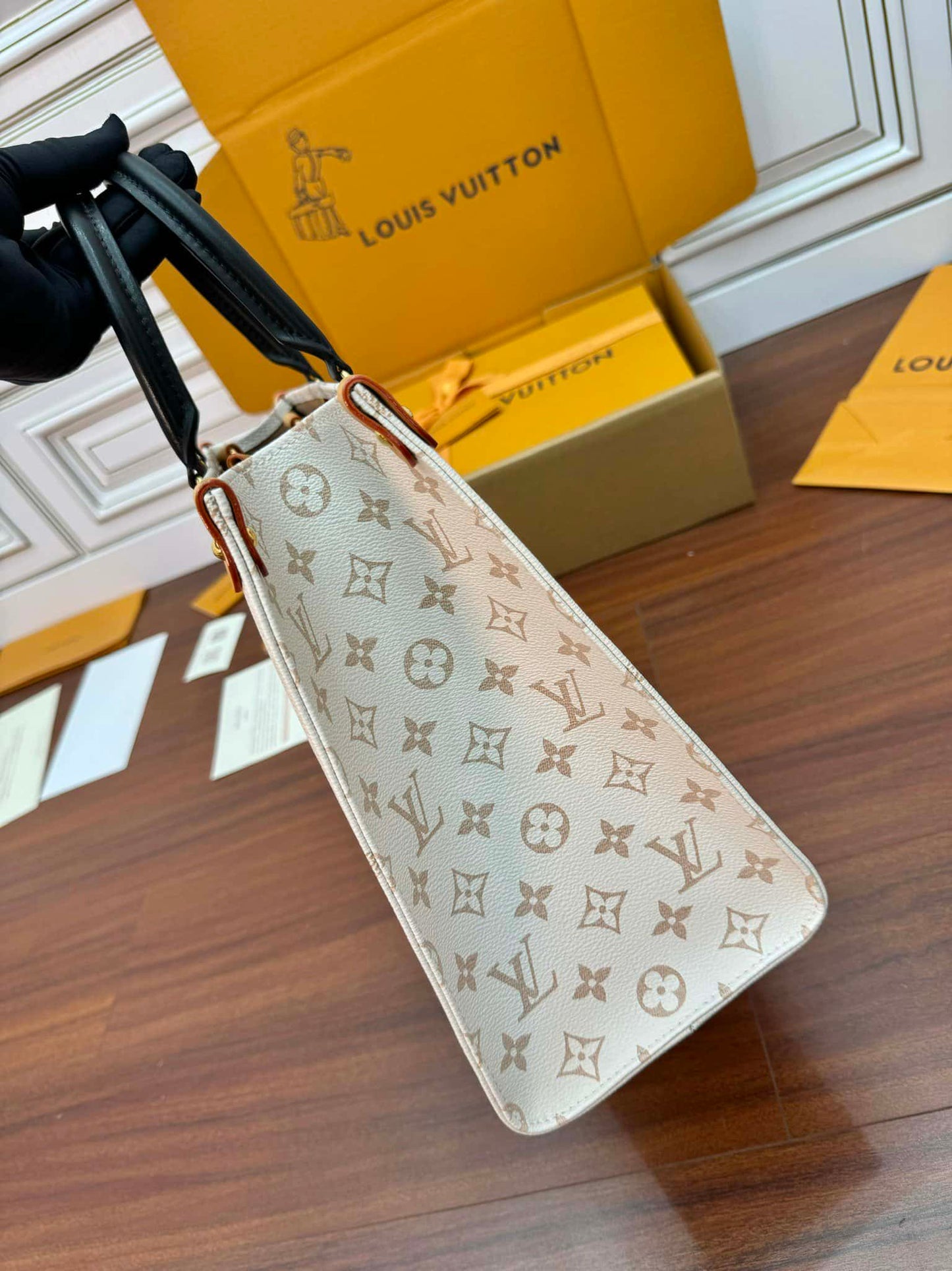 Louis Vuitton Onthego MM Tote Bag Monogram Dune Cruise 35 x 27 x 14 cm mysite