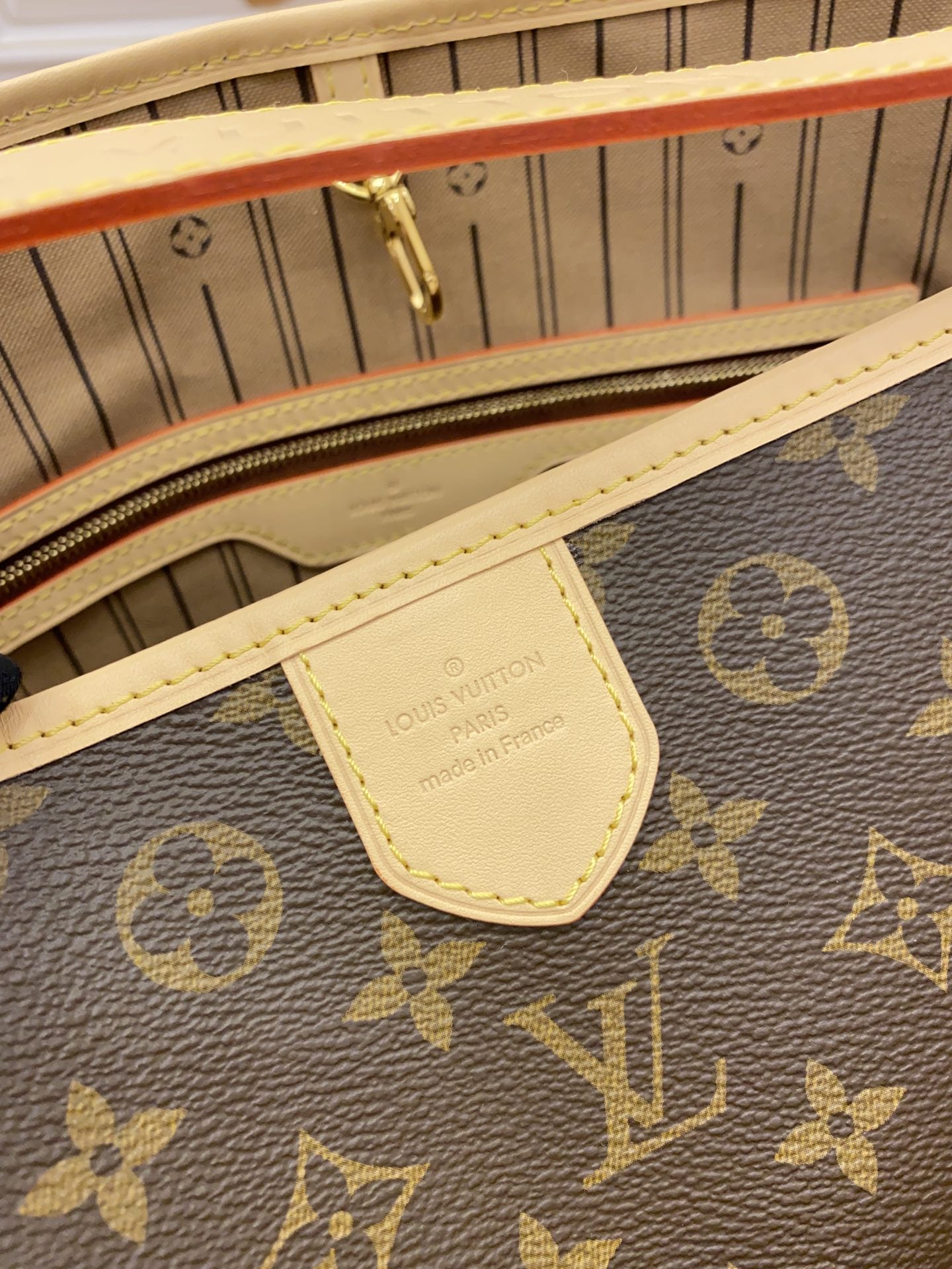 Louis Vuitton Graceful Leather Bag mysite