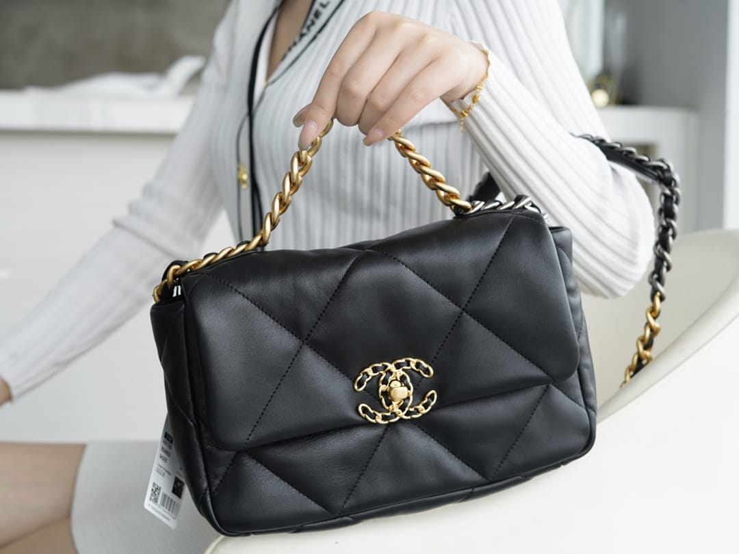 CHANEL 19BAG AS1160 Black Gold Buckle Bag Small 26CM mysite