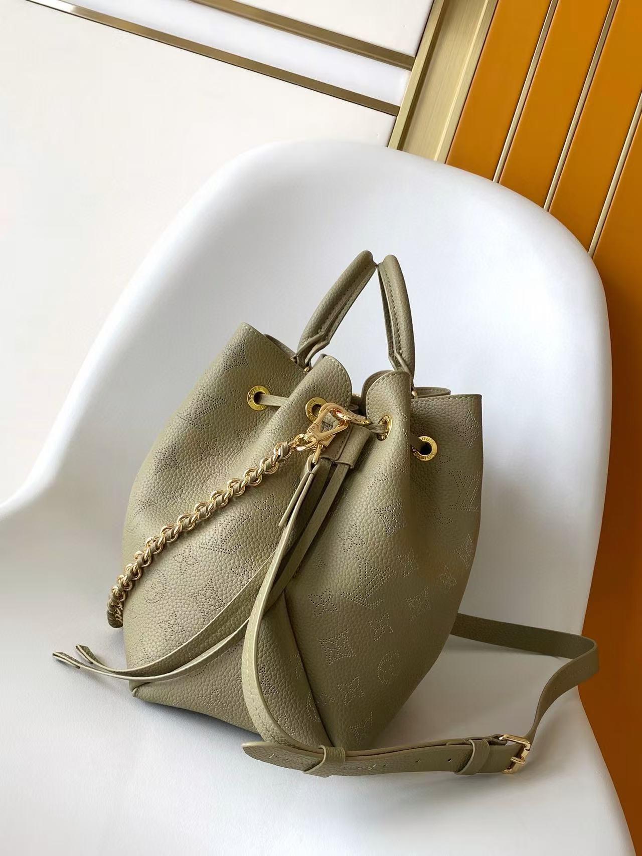 BELLA TOTE 32 IN ROSEMARY PERFORATED CALFSKIN GOLD HARDWARE mysite