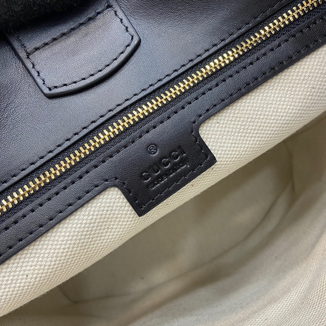 GUCCI small horsebit embellished leather bucket bag mysite