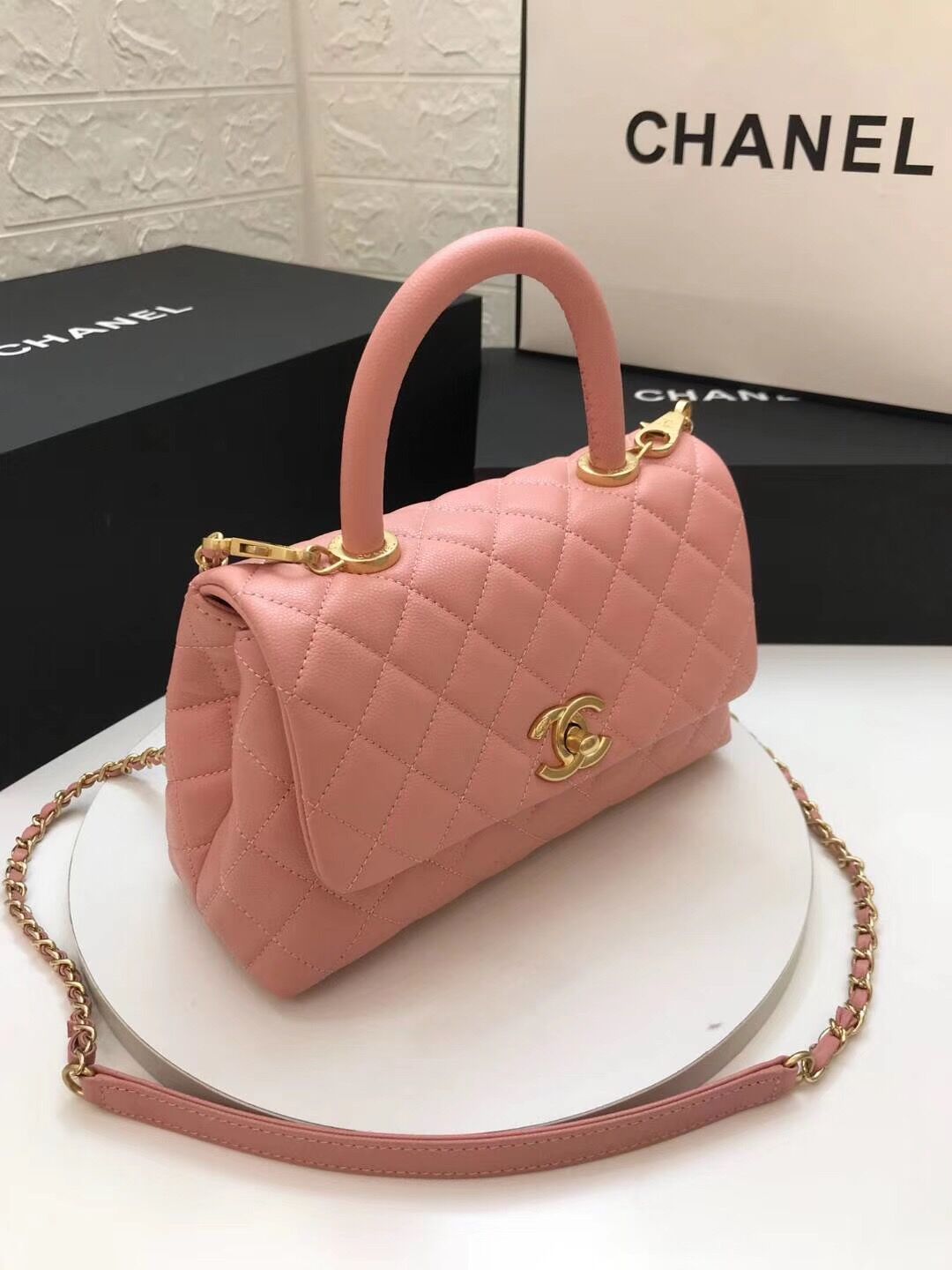 Chanel Coco Handle Gold Caviar Pink 24 cm mysite