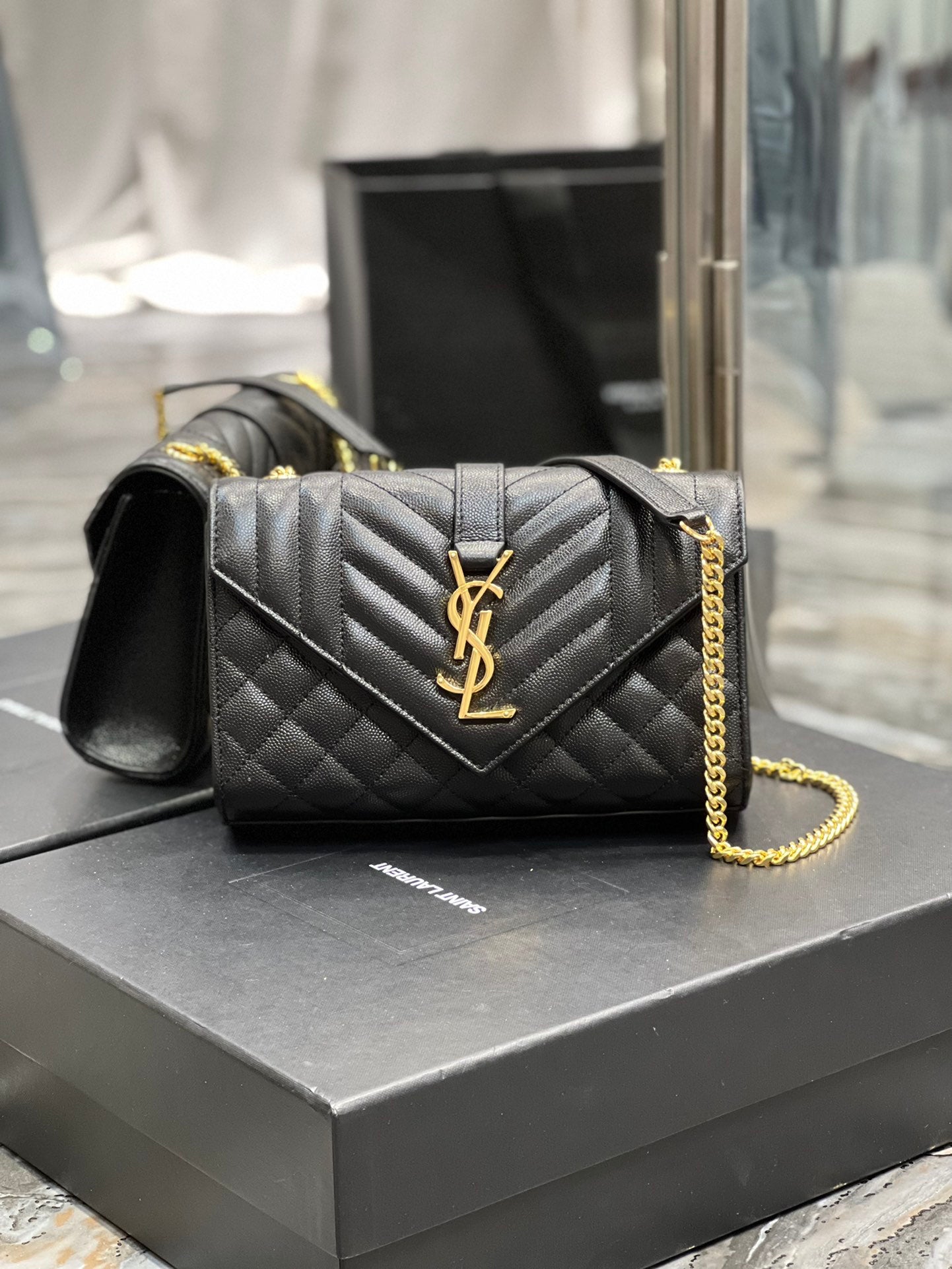 Ysl Envelope Bag 21cm 526286 03 mysite