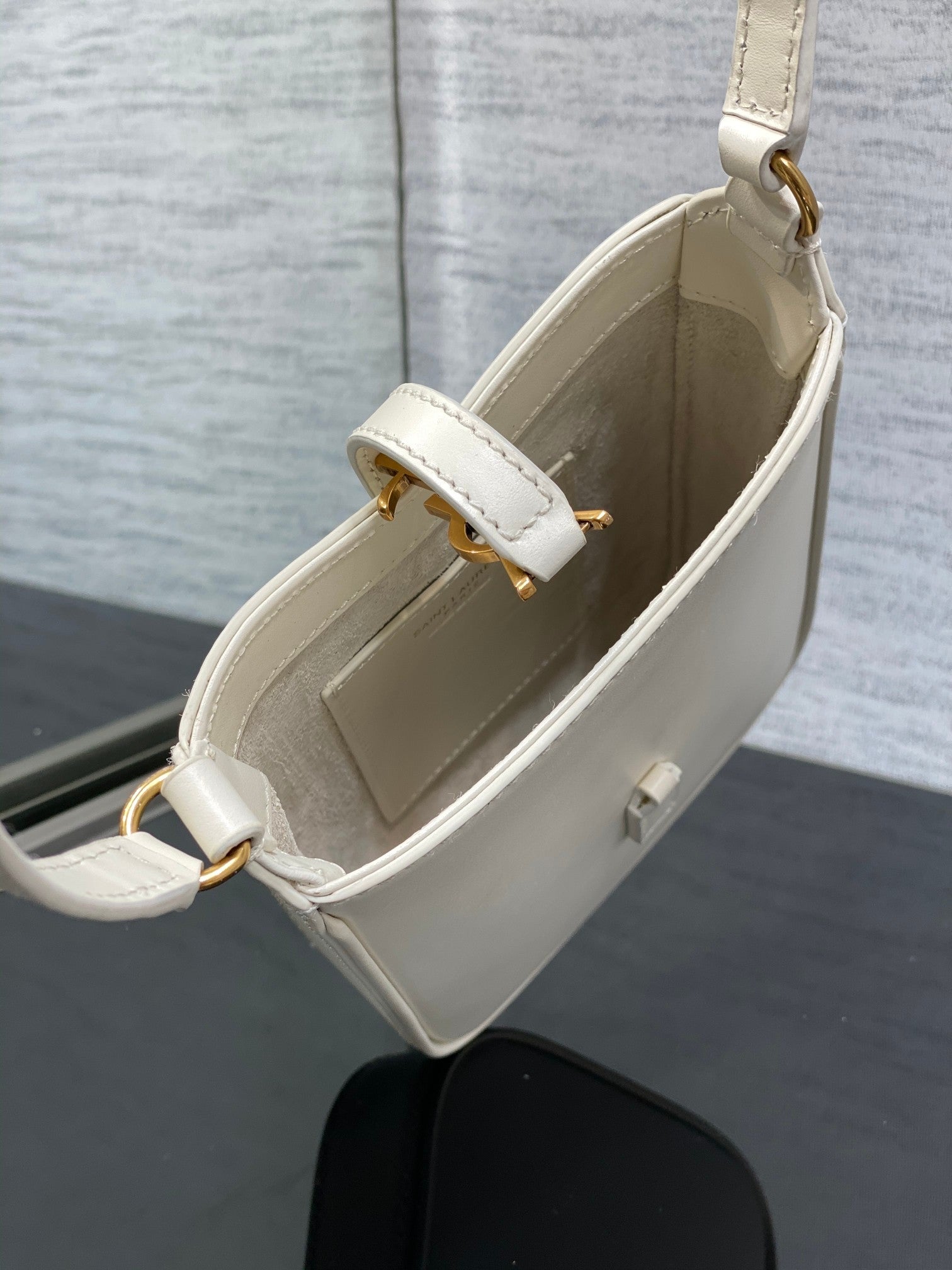 YSL Le 5 A 7 Mini White Bag - 13x20x4cm mysite