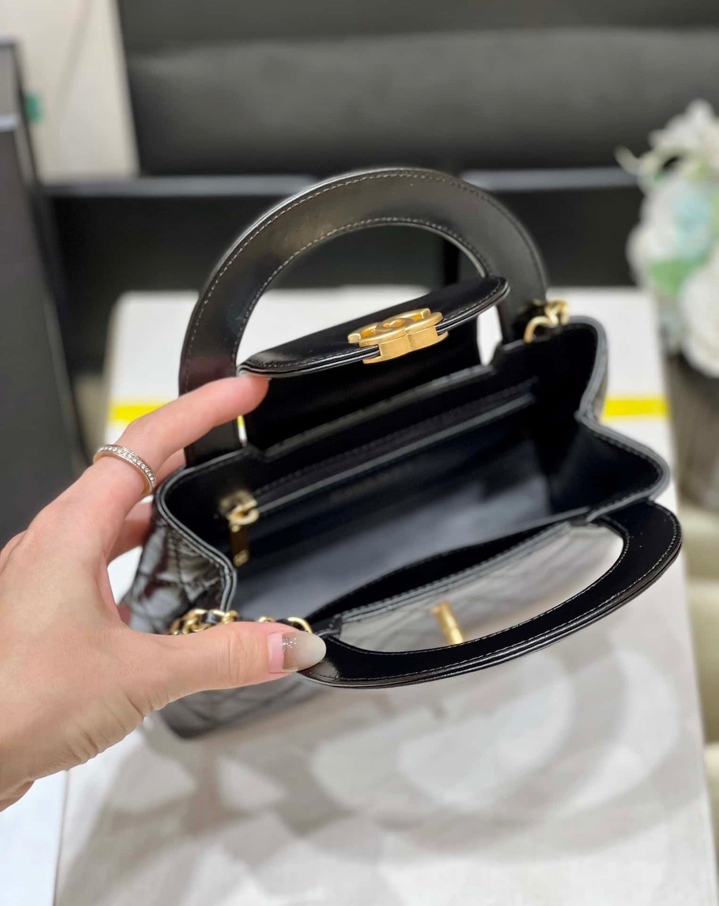 Chanel Kelly Mini Shopping Bag Mini 23K Shiny Aged Calfskin Black 13x19x7cm mysite
