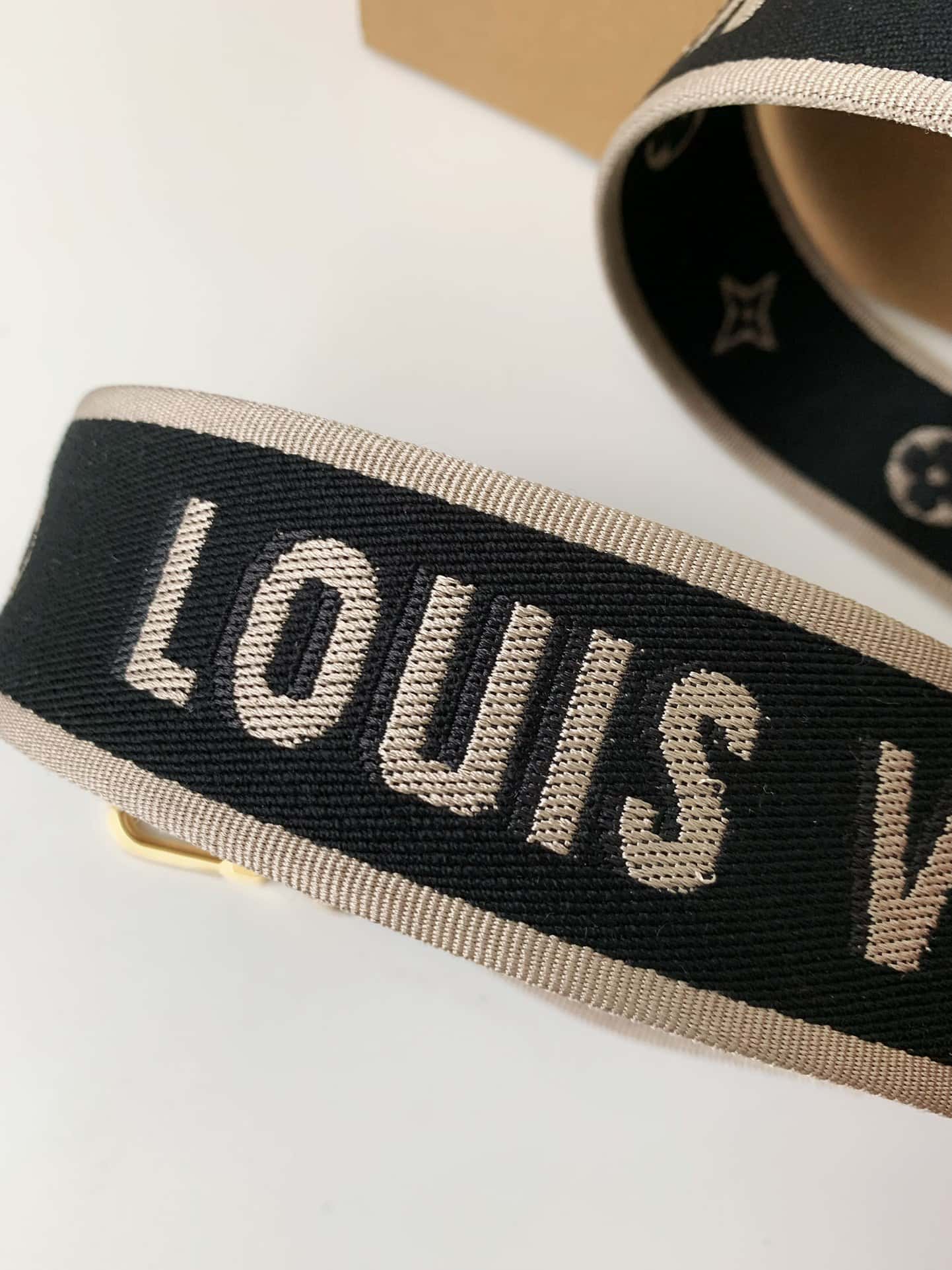 Louis Vuitton LV Diane Handbag mysite