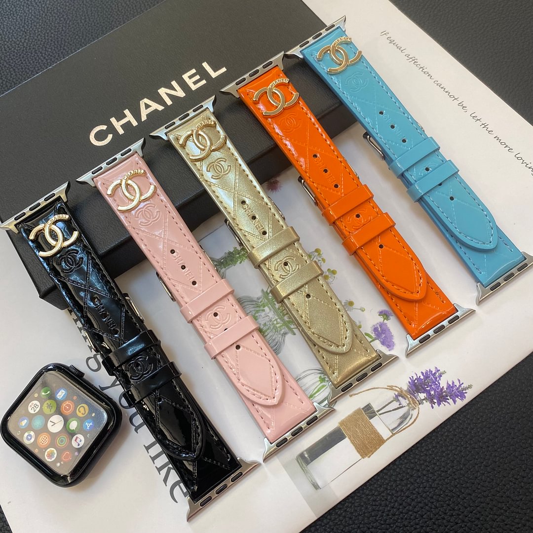 Glossy Leather Apple Watch Strap Luxury Metal Logo mysite
