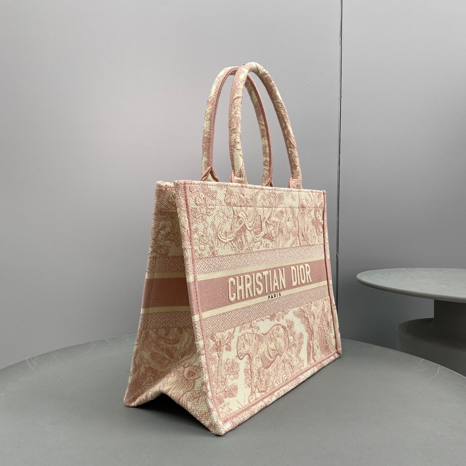 Dior Book Tote MediumPink Toile de Jouy Embroider - 36 x 27.5 x 16.5 cm mysite