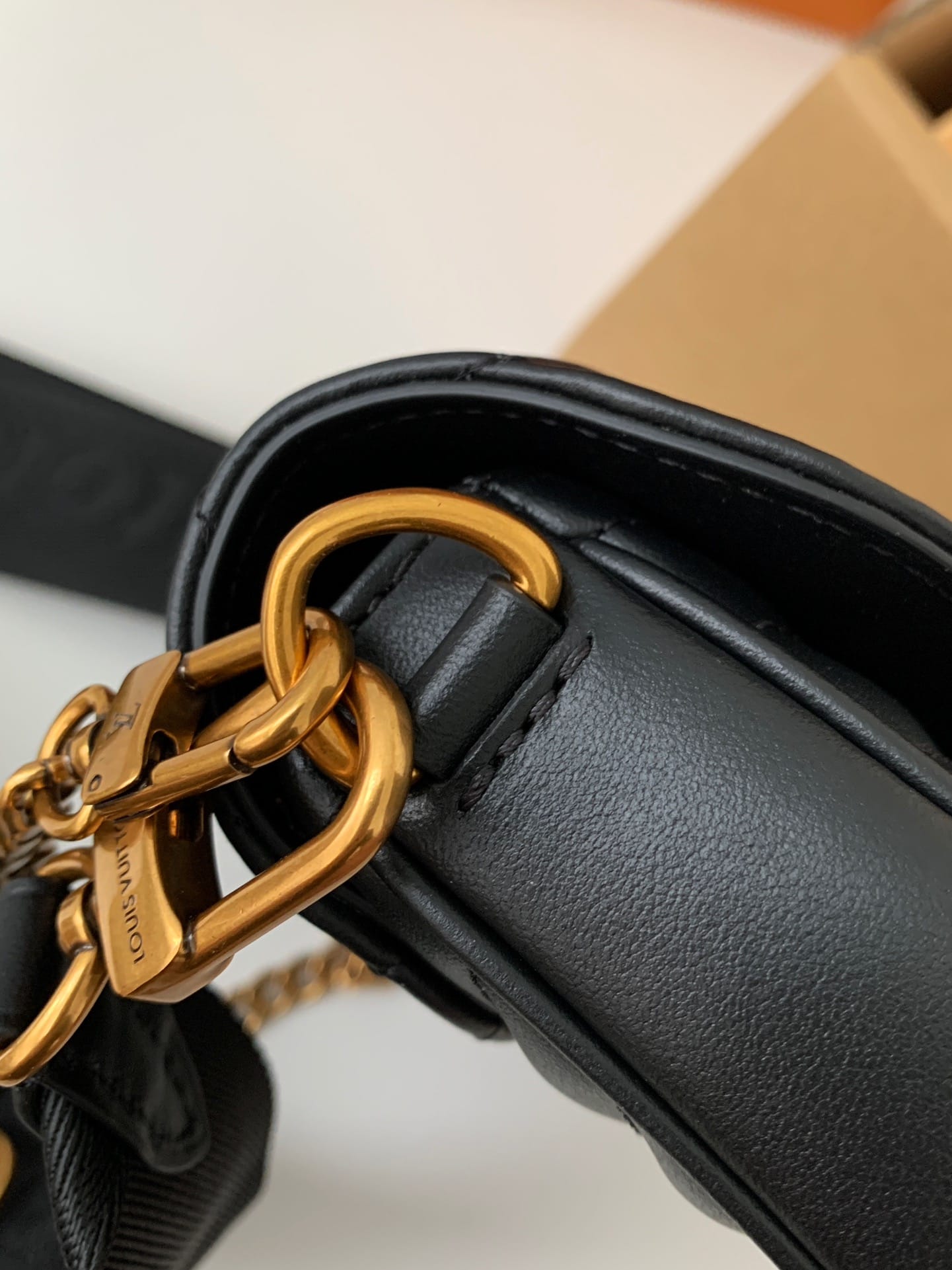 Louis Vuitton NEW WAVE MULTI-POCHETTE Handbag mysite