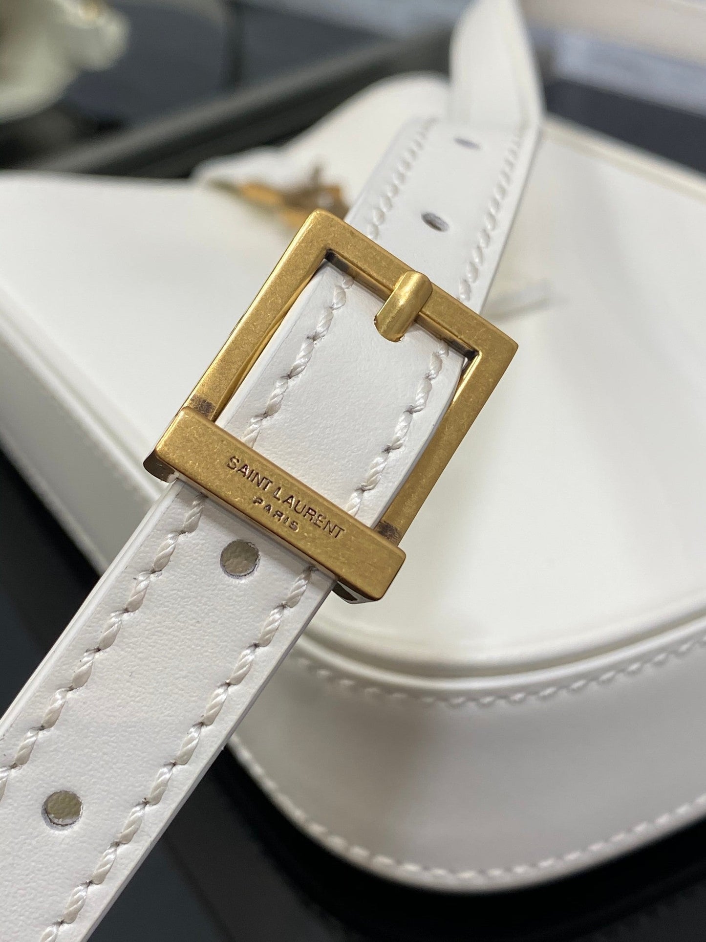 YSL Le 5 A 7 Mini White Bag - 13x20x4cm mysite