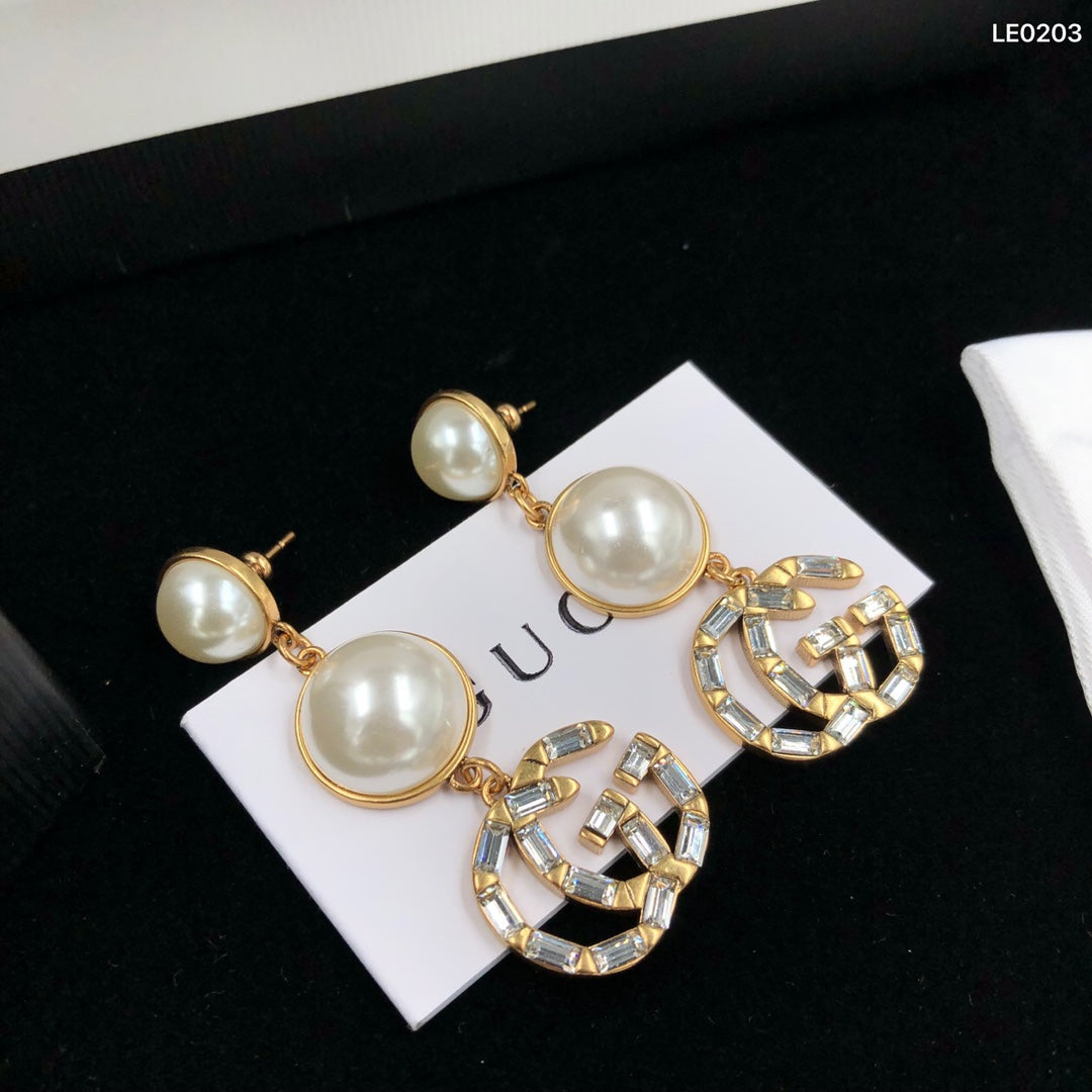 Elegant Pearl Crystal Earrings mysite
