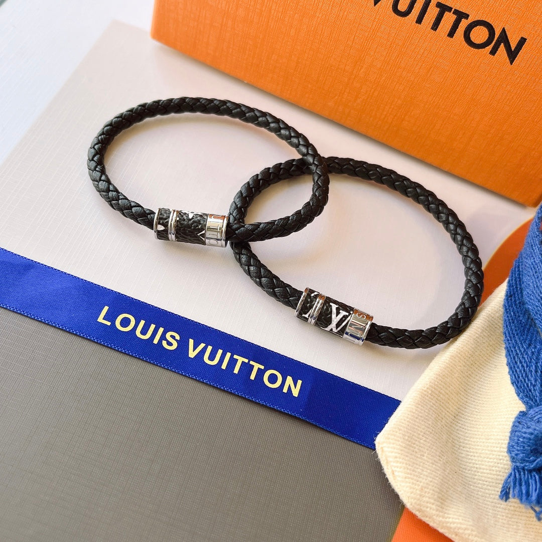 Classic Black Leather Bracelet mysite