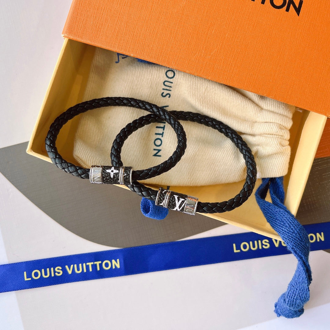Classic Black Leather Bracelet mysite