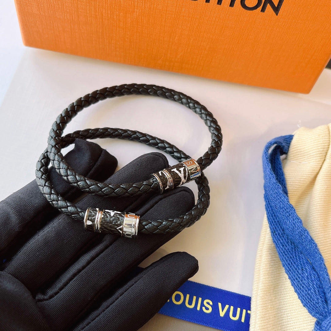 Classic Black Leather Bracelet mysite